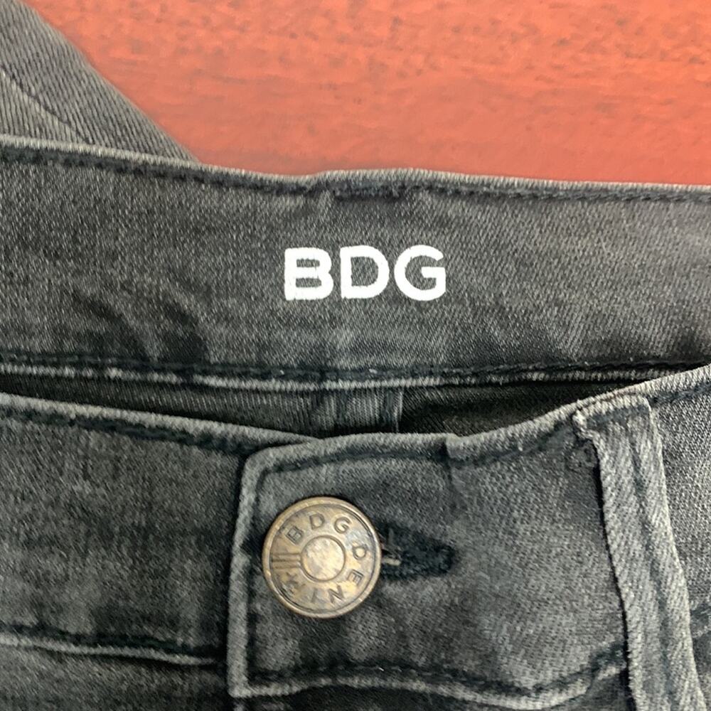 BDG High Rise Twig Jean - Picture 6 of 8